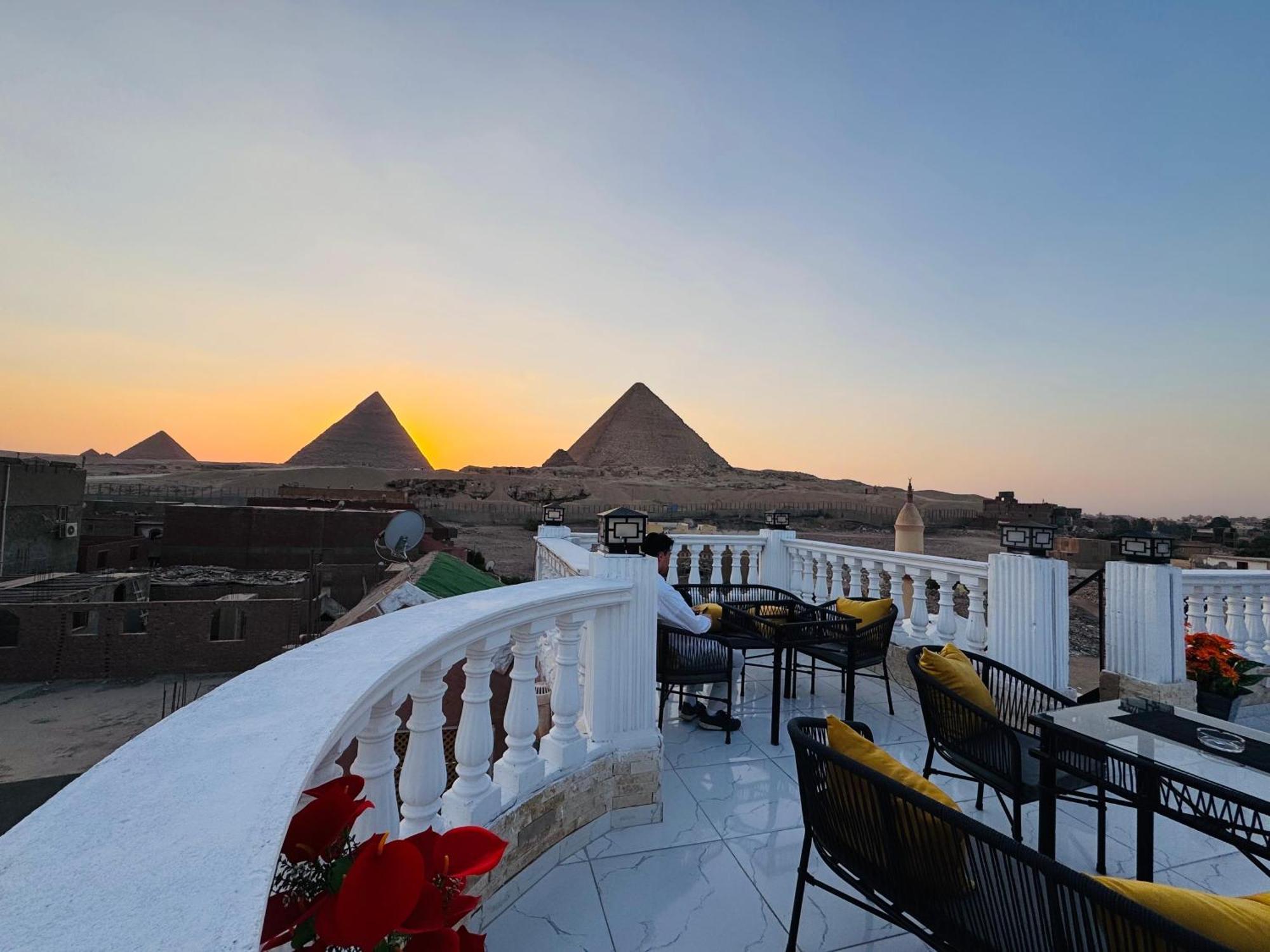 New Scarab Pyramids View Hotel Kafrat al Jabal Bagian luar foto